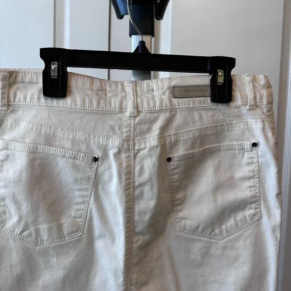 Zara White Denim Mini Skirt - Picture 4 of 5